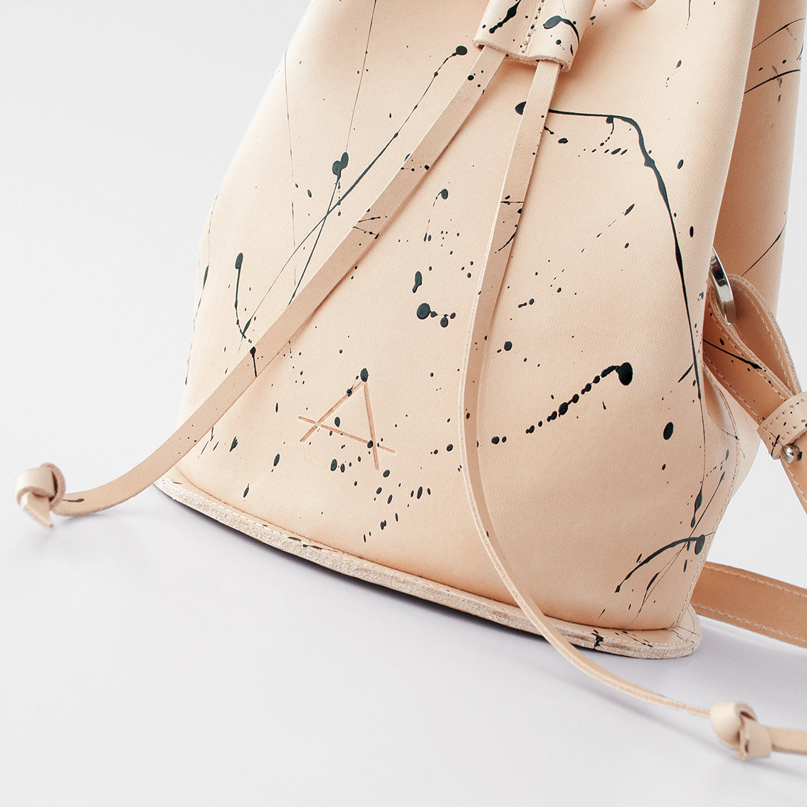 JÚLIA | Bucket bag _ SPLASH