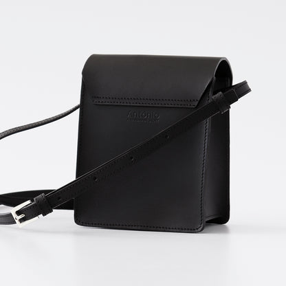 JOANA | Cubo shoulder bag