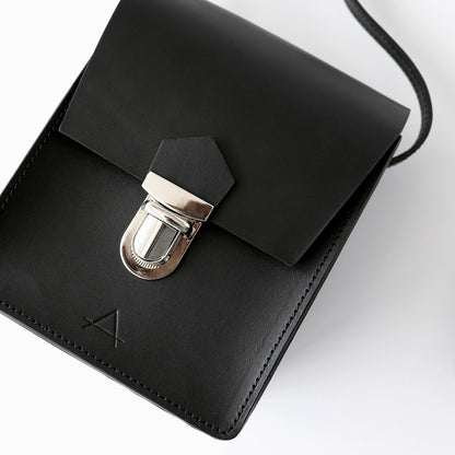 JOANA | Cubo shoulder bag