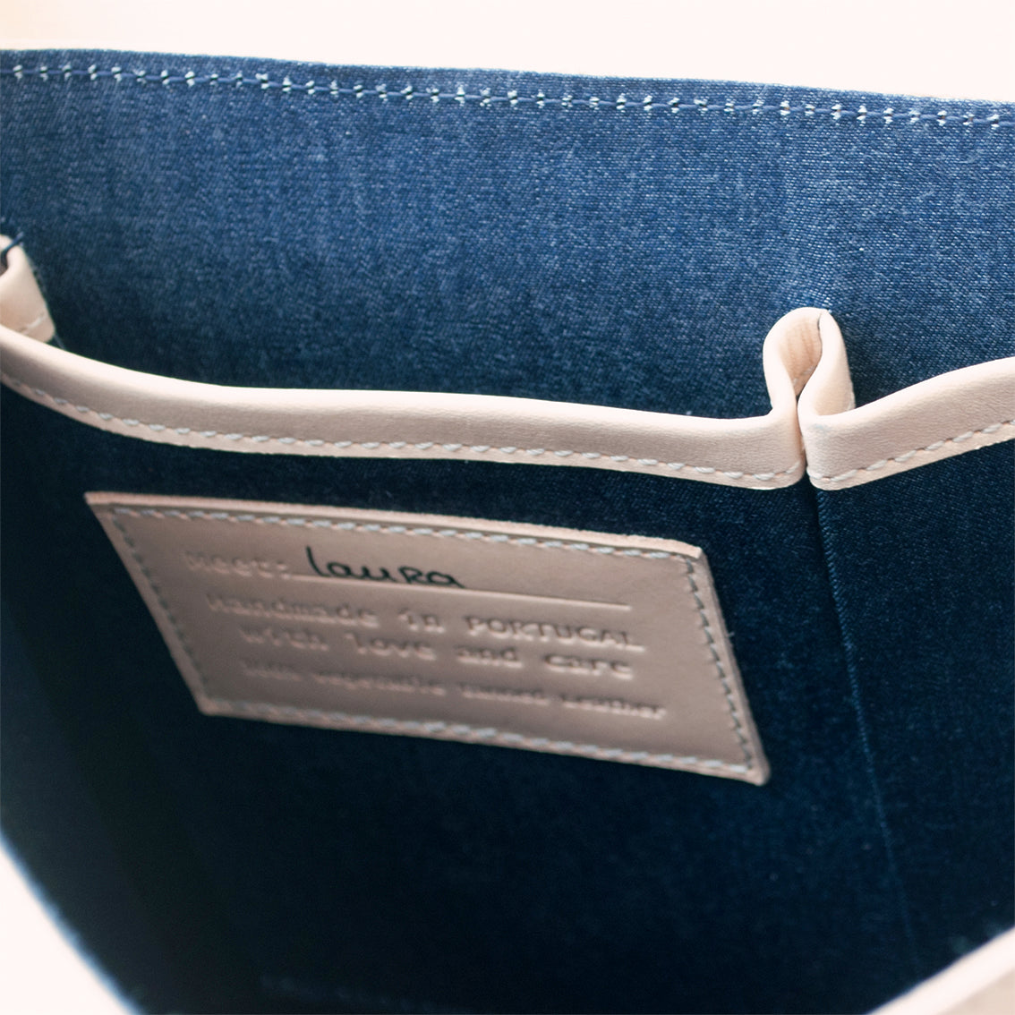 LAURA | Box bag
