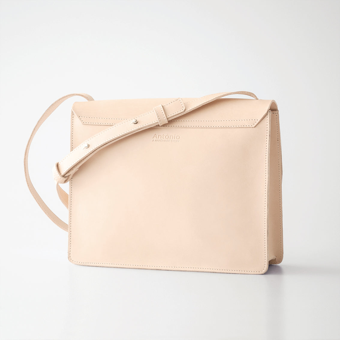 LAURA | Box bag