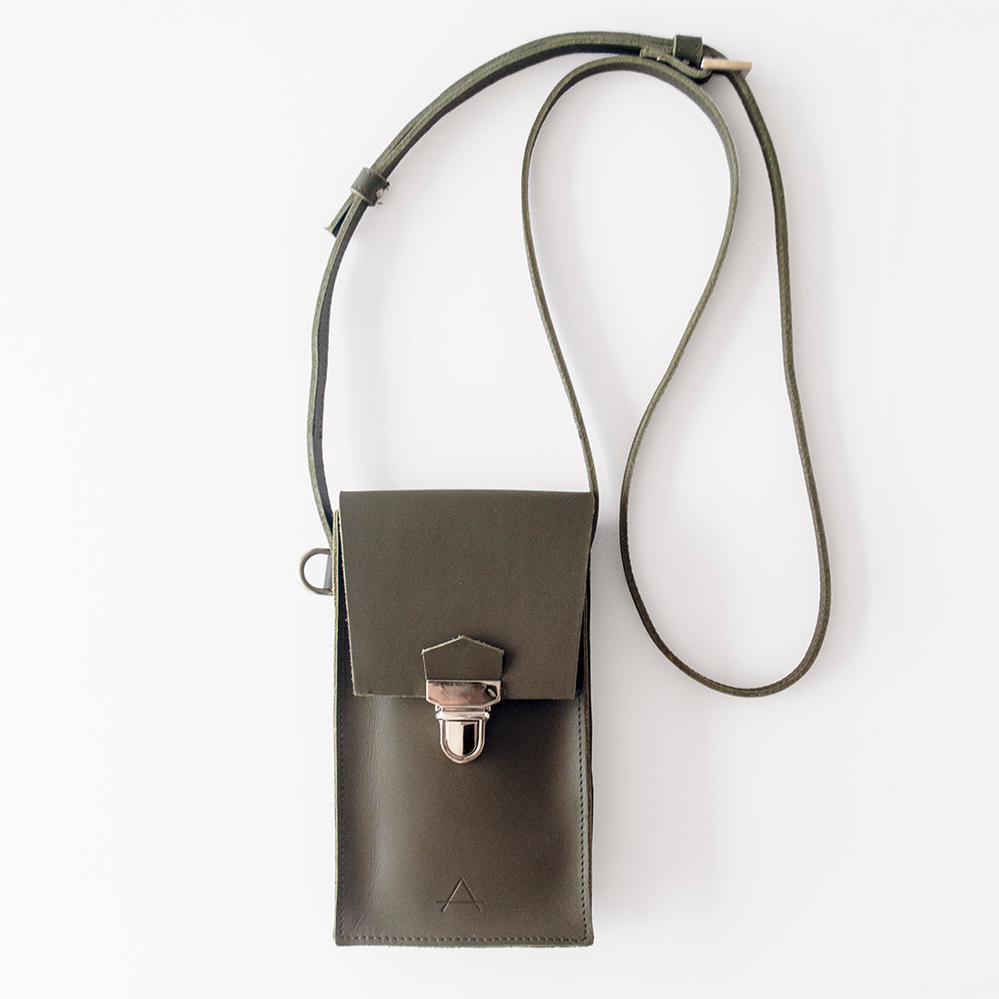 LÚCIA | Phone case
