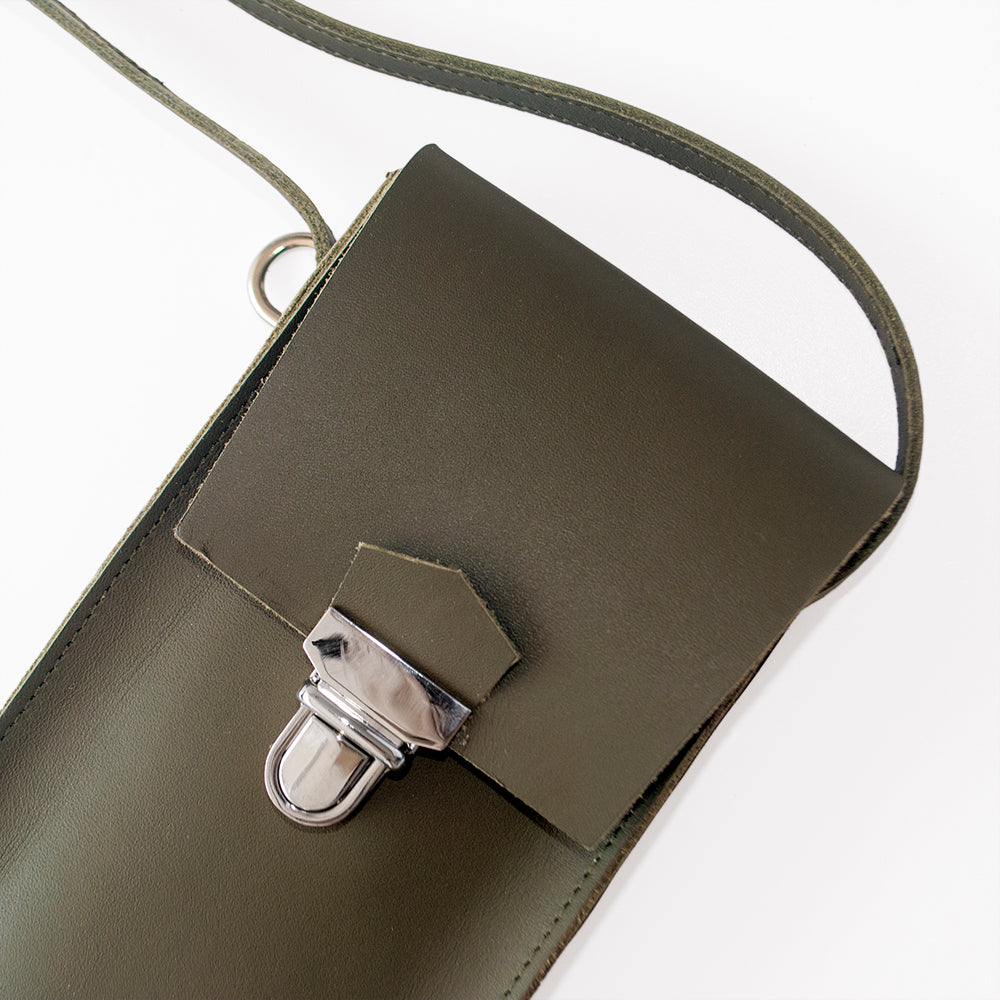 LÚCIA | Phone case