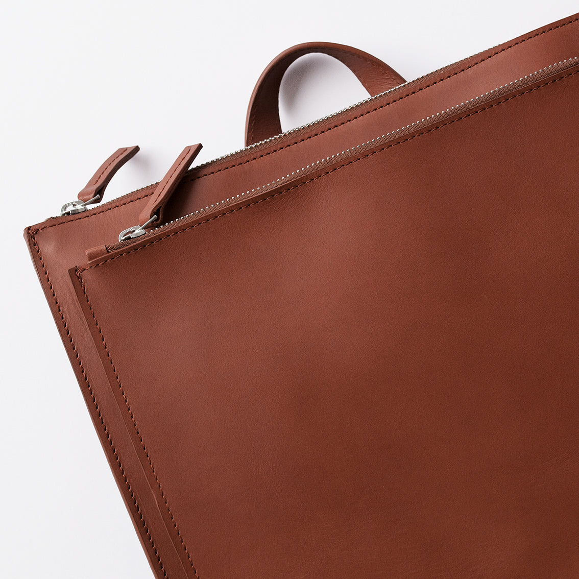 MANEL | Slim backpack