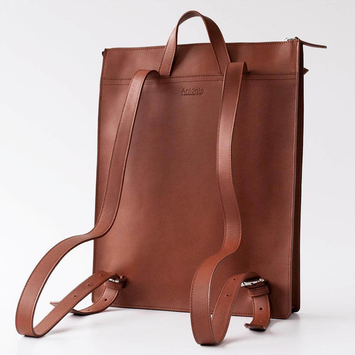 MANEL | Slim backpack