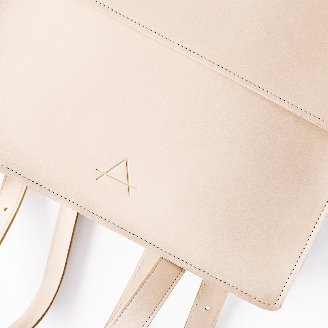 MANEL | Slim backpack